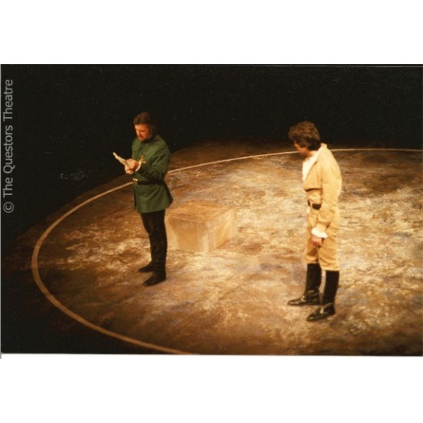 1983_hamlet05