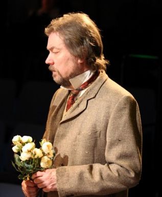 Francis Lloyd as Uncle Vanya